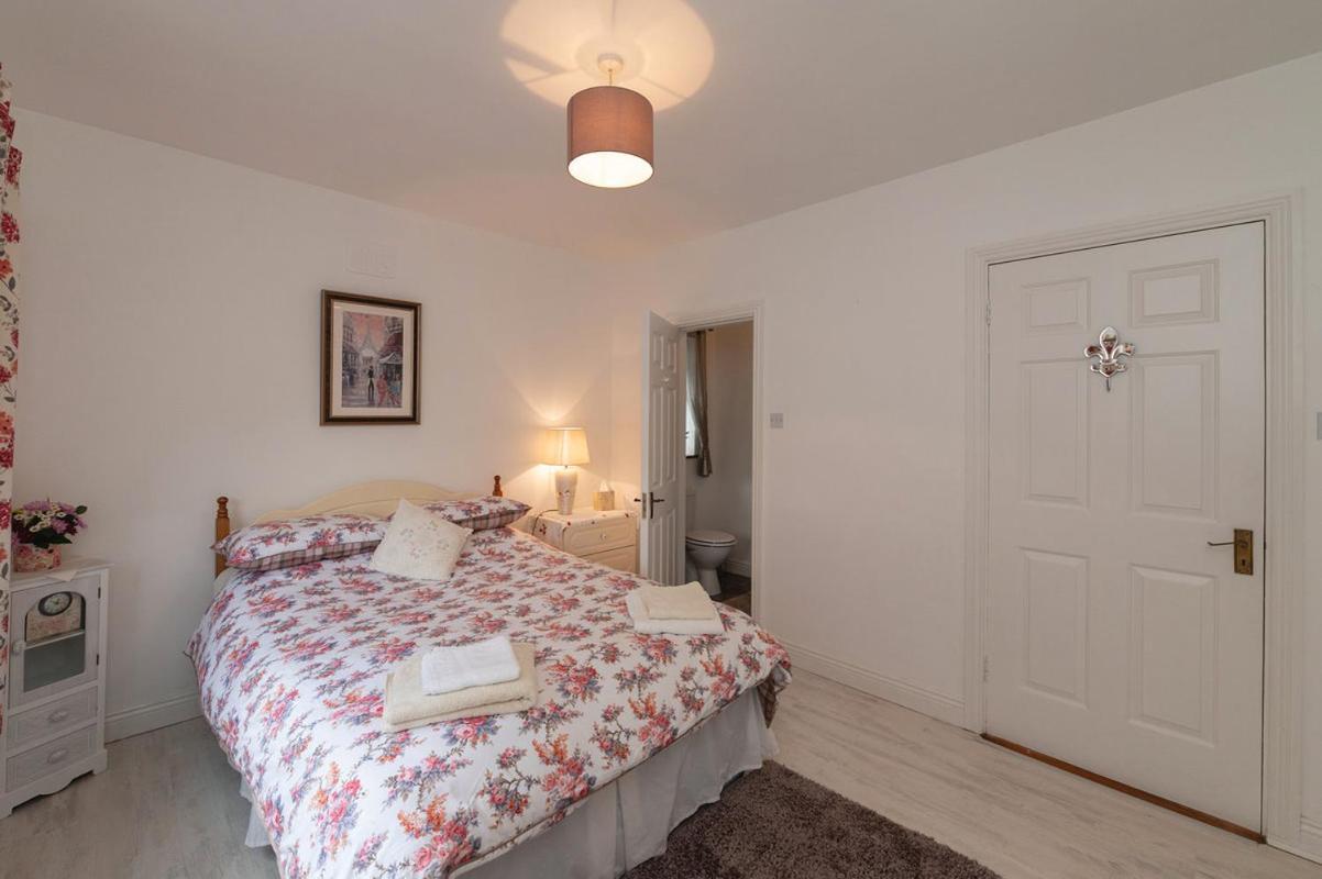 The Laurels Villa Waterford Bagian luar foto